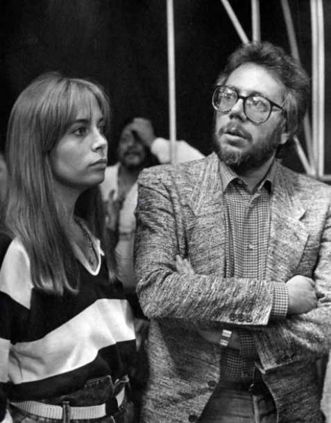 La carta de la muerte ronda a Luis de Llano, vidente lo confirma