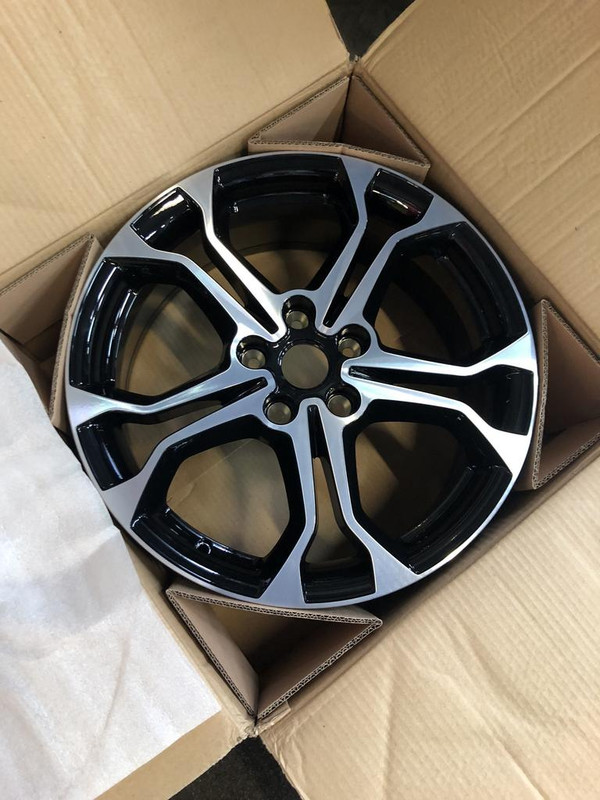 83FB325A-583D-4673-BABF-54189D64E4C9