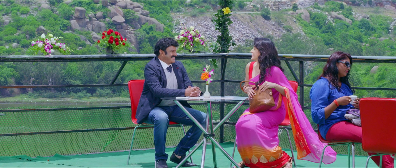 vlcsnap-2020-12-26-14h18m01s565