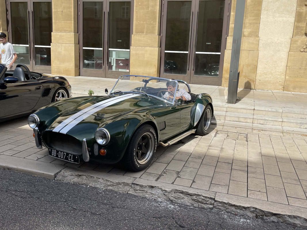 9AC16989-84D7-486D-B907-81C9F2BC5C5C