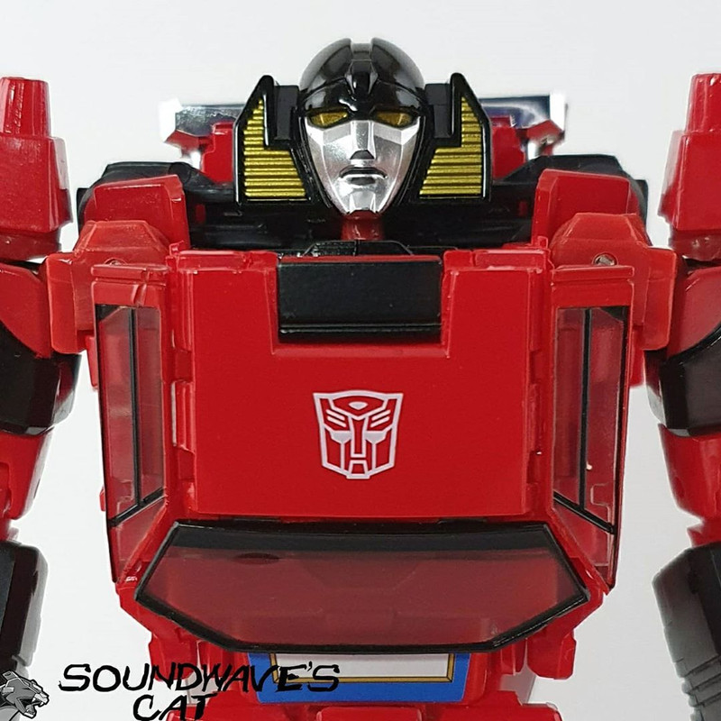 Masterpiece-MP-39-Spinout-01