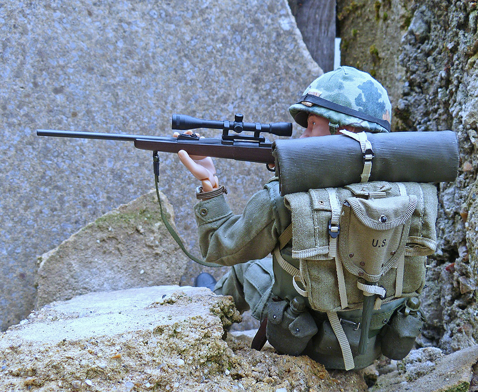 Dick Moon Marine Sniper . Pic Heavy .  13-P1130146