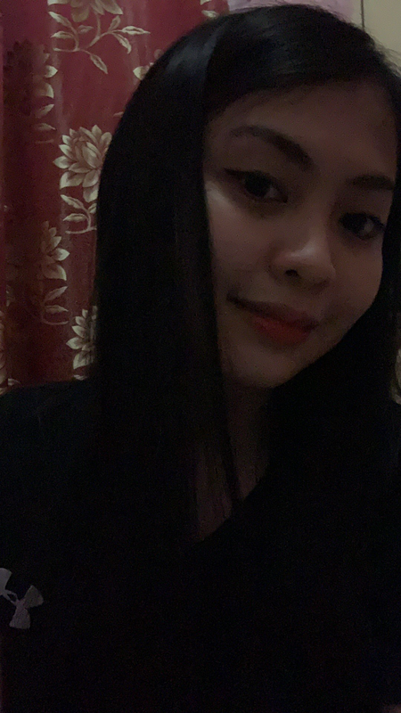 巨乳雙球電眼妹