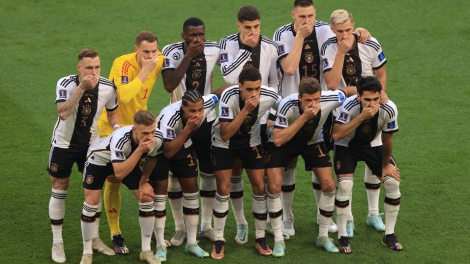 Alemania pierde 1-2 contra Japón en primer juego de Qatar: Jugadores protestan contra la FIFA