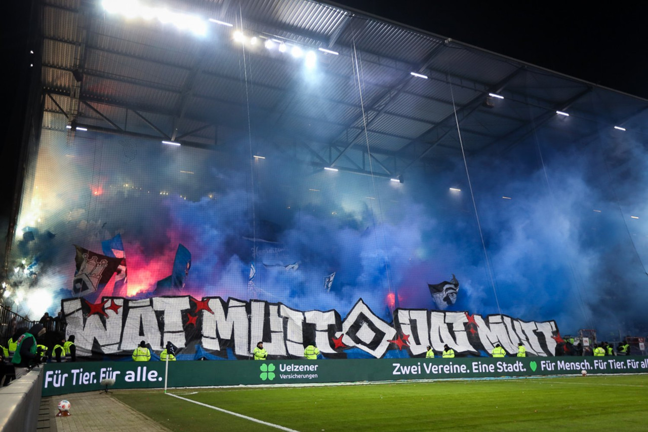 csm pauli hsv jan26 0638 8b4f0dd924