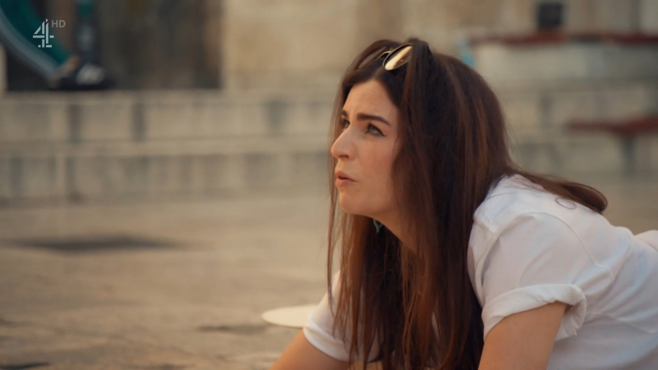 2022-04-11_21_30_Chan4_Travel-Man-48-Hours-In-Split_10x2.mp4_snapshot_06.57.780