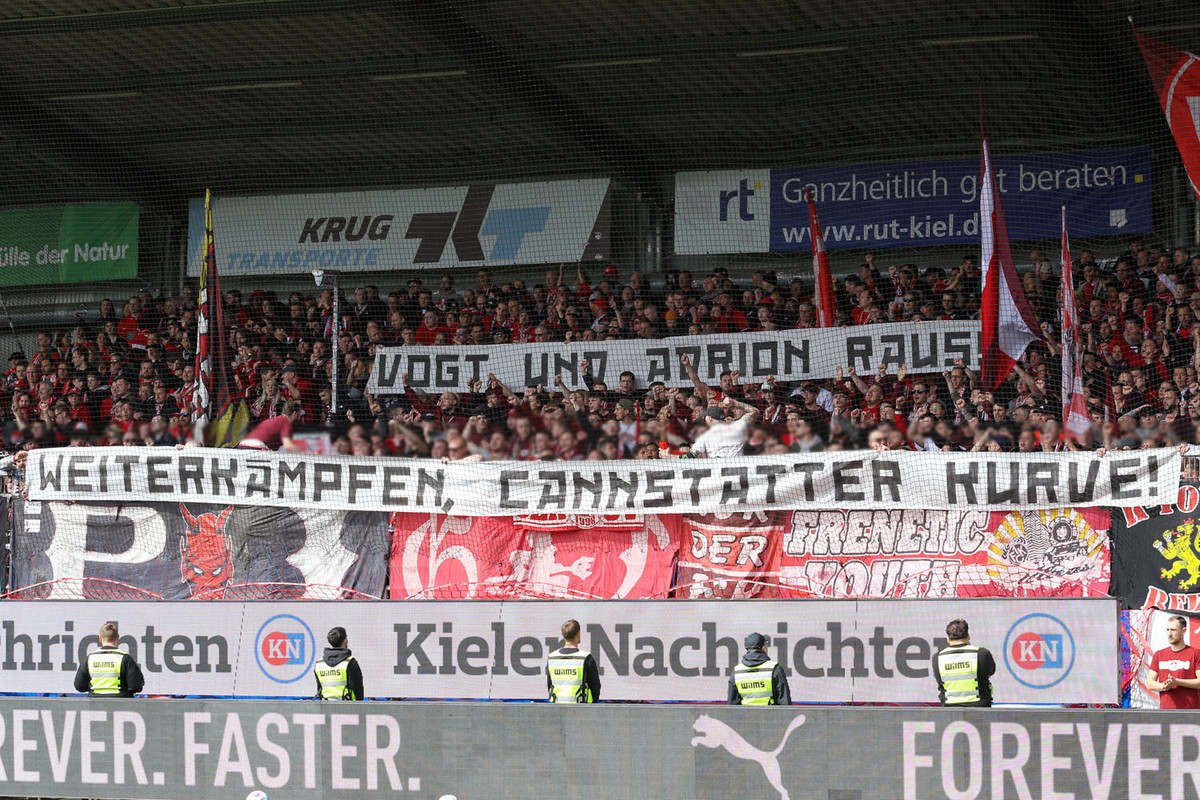 holstein-kiel-1-fc-kaiserslautern-2-bundesliga-2023-2024-10