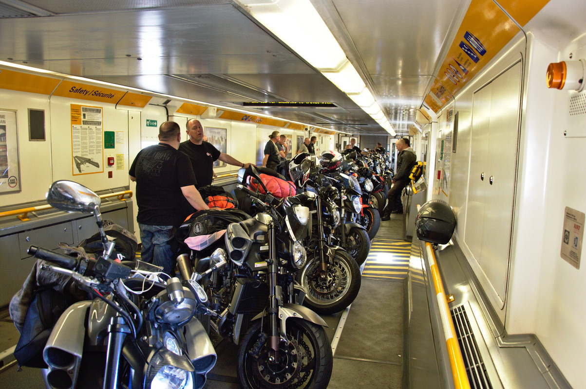 Vmax Tour 2019 au TT à l'île de Man R-DSC7931