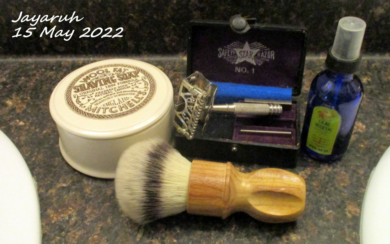 [Image: sos220515.jpg]