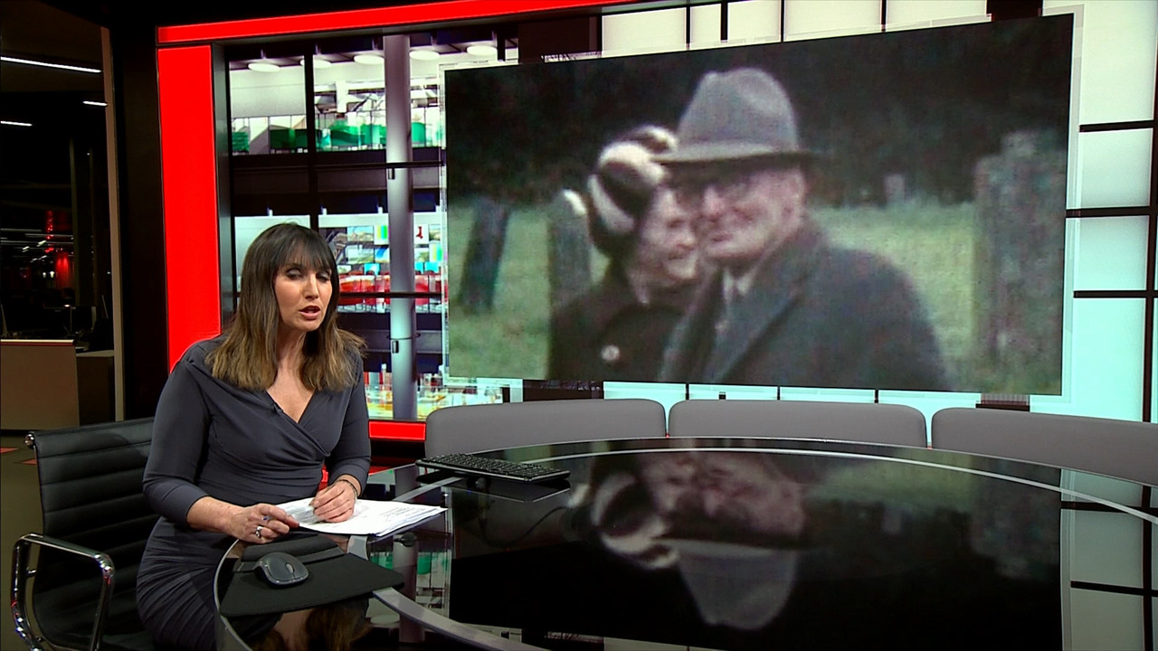01.15 - 18.30.00 - BBC Wales Today. News and weather from BBC Wales. ....ts_snapshot_21.33.355