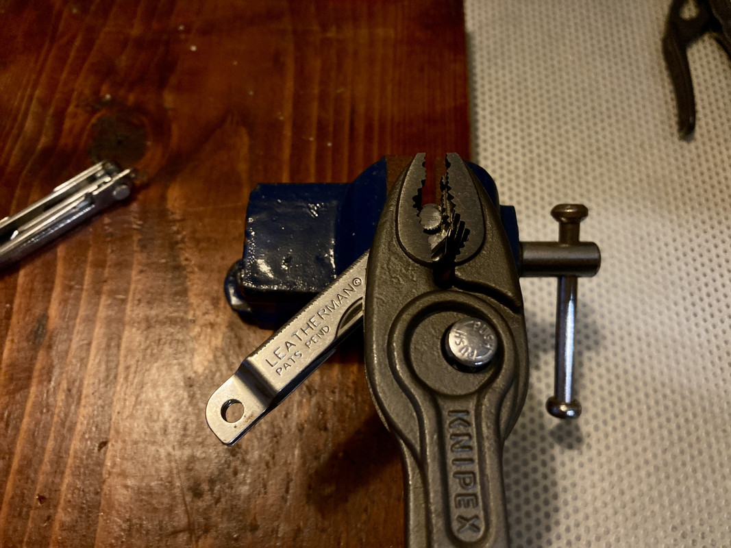 047FF813-86F6-436B-8D42-6C299C318770