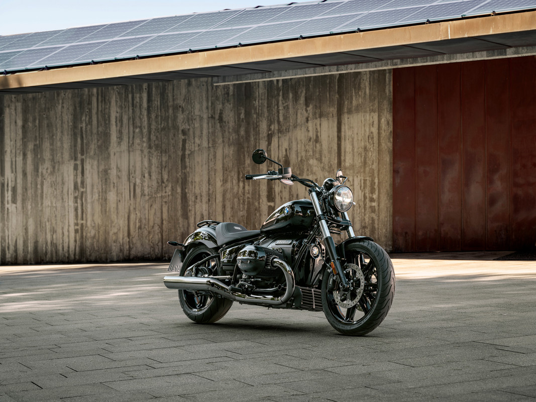 P90569146_highRes_bmw-r-18-model-year-