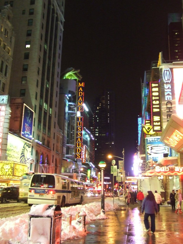 2006-0316-NY0215.jpg