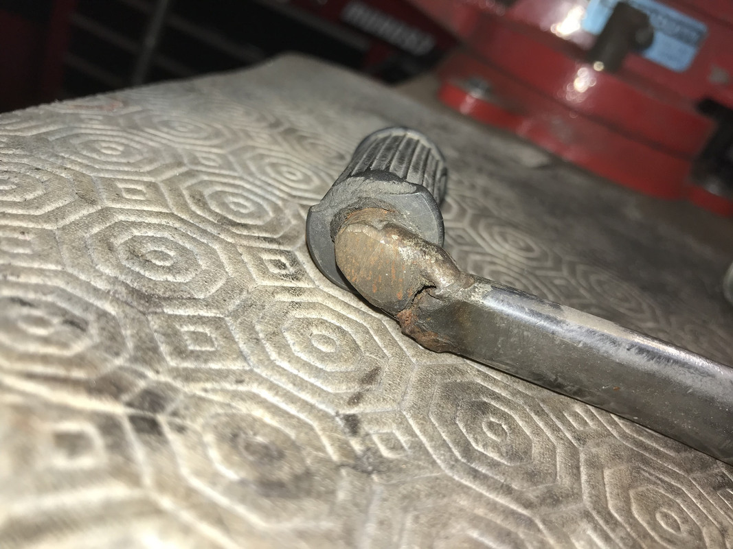 12D53B19-E3F7-4787-AE86-9EC03B2732AC