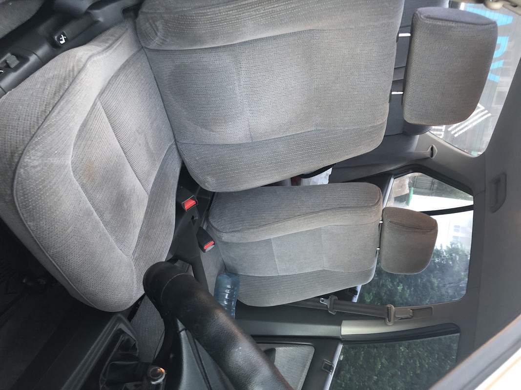 6B719029-1E69-47B9-A670-16F15FA5A23C