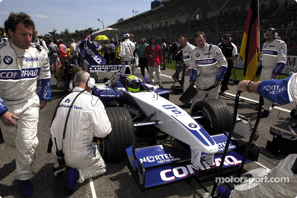 TEMPORADA - Temporada 2001 de Fórmula 1 F1-san-marino-gp-2001-pit-stop-for-ralf-schumacher