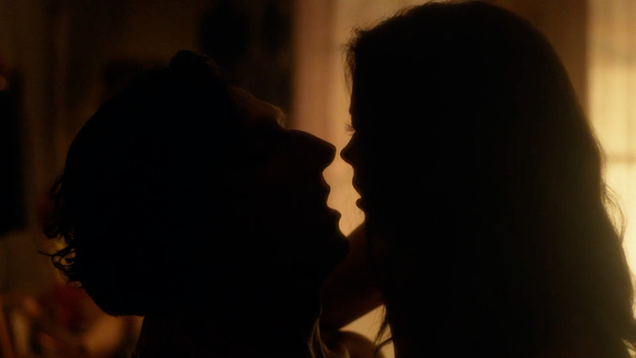 Love.S02_compilation.00_00_44_16.Still005