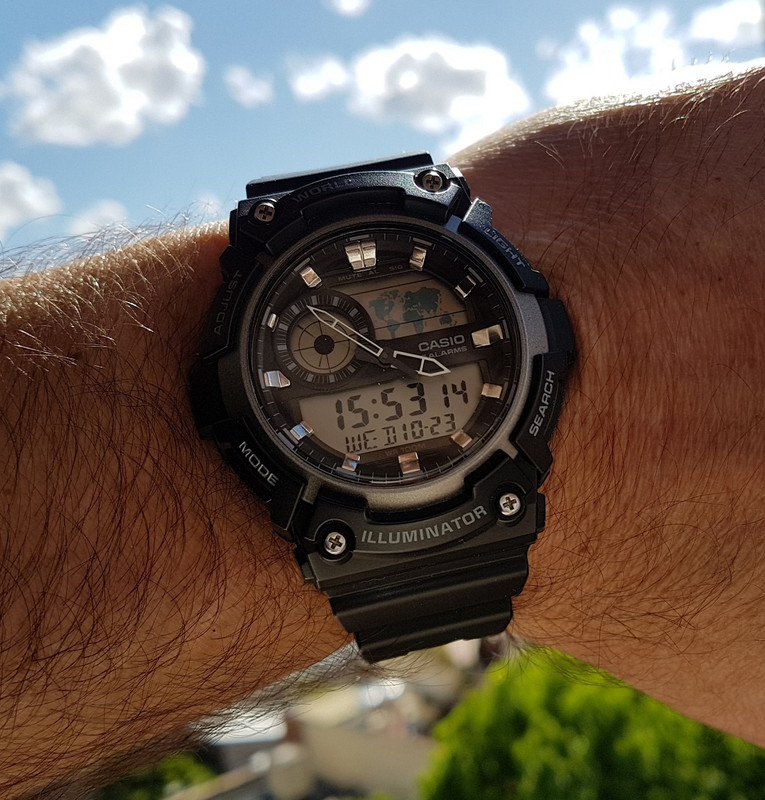 Casio AEQ-200W-1A  (1)
