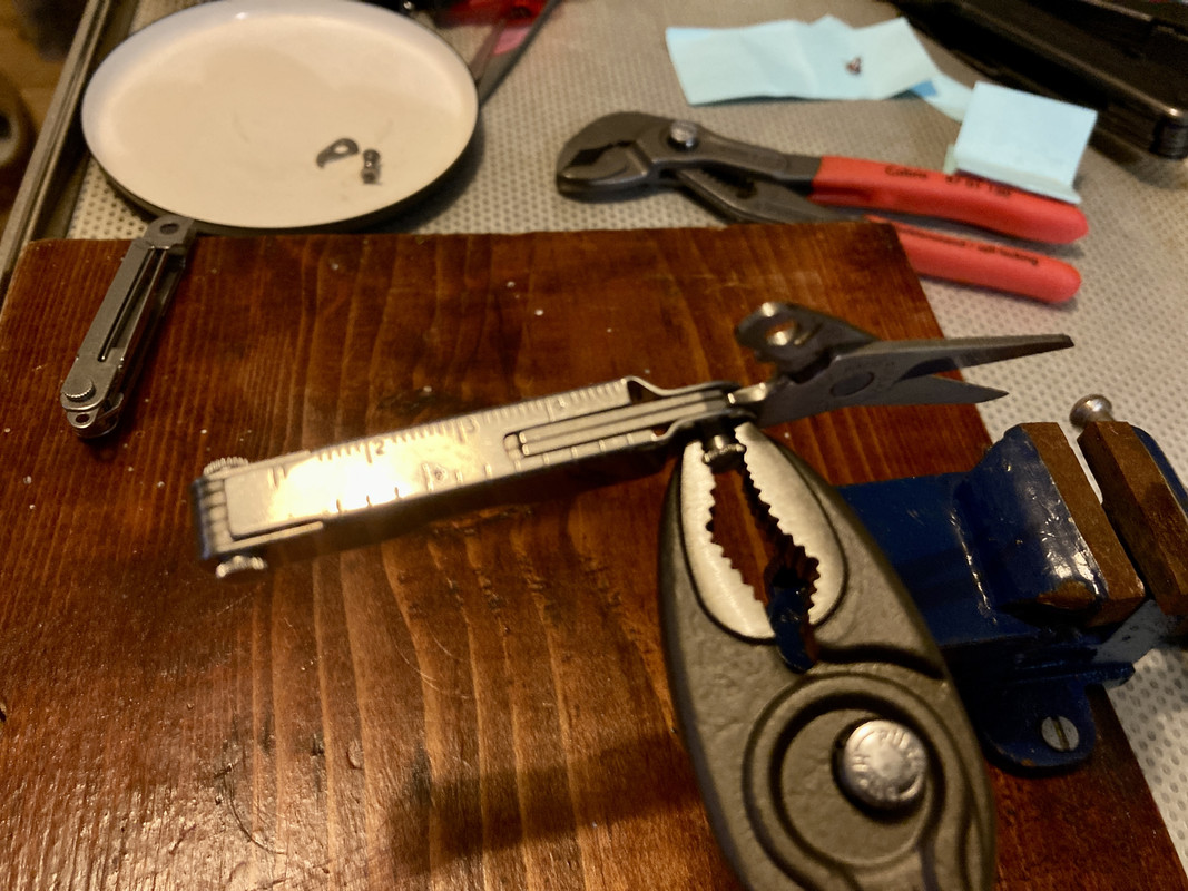 8C28E3EE-075E-4A31-B8F4-5EAD9D8B8763