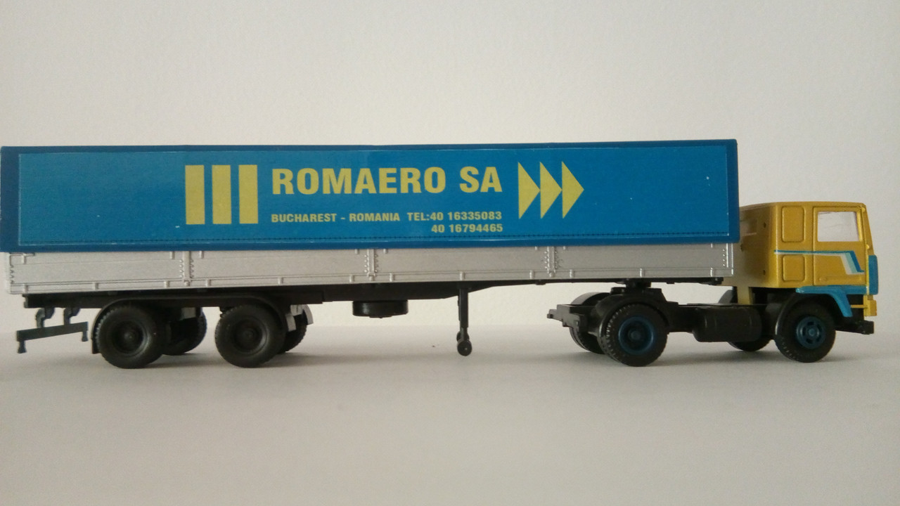 Macht (6953)