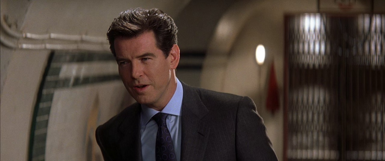 Die-Another-Day-2002-Blu-Ray-Hindi-English-1080p-10bit-x265-HEVC-DDP-5-1-ESub-mkv-0003