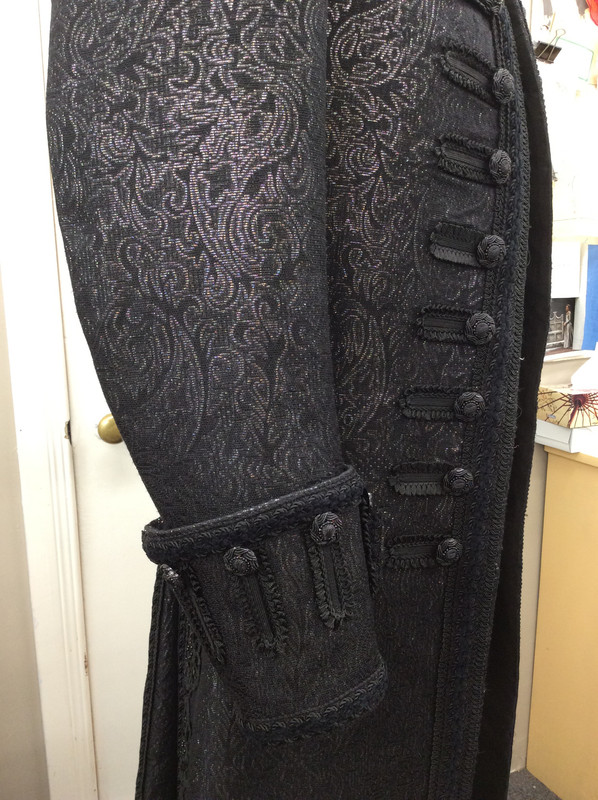 F61D2E68-1950-4132-9F23-FE8EB2D26CE8