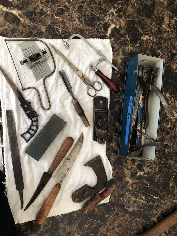 5EB90CA1-B7D1-4573-85F7-1CDD83CBD8E0