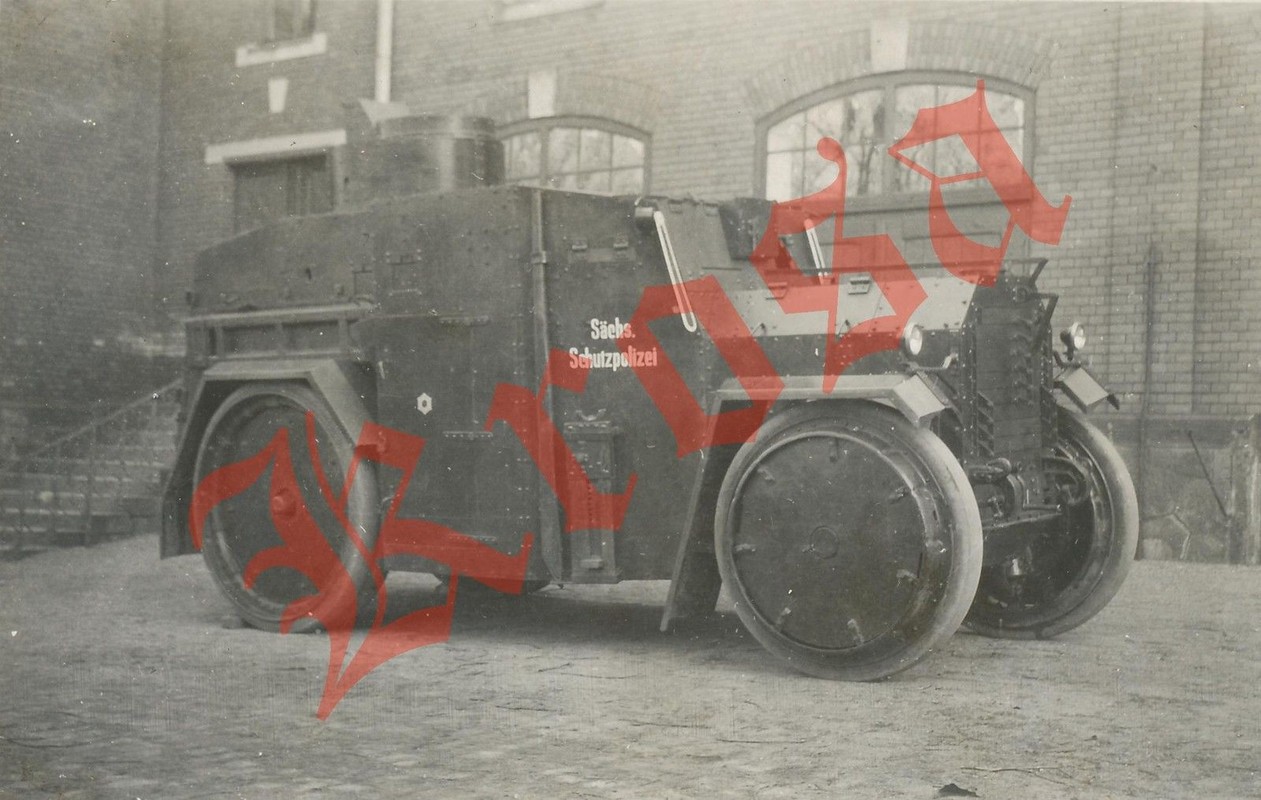 Panzerwagen SiPo Sipo Repro Sächsische Schutzpol