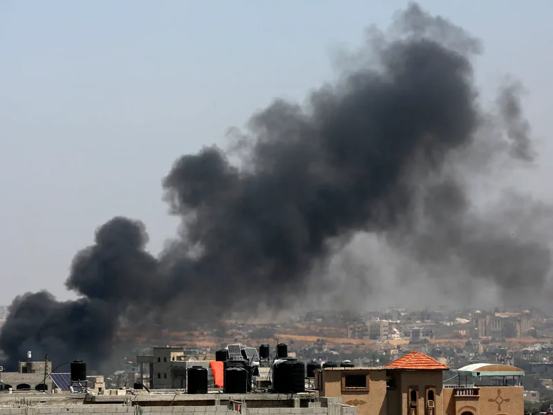 AA-20240412-34254068-34254062-ISRAELI-ATTACKS-ON-GAZA-CONTINUE-1713005292.webp
