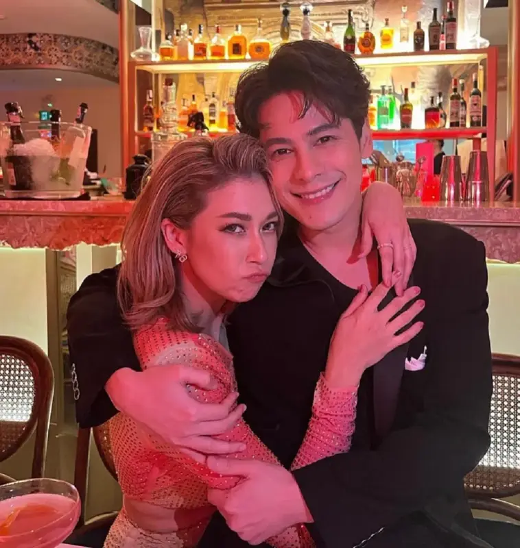 26-KQmgw-Jzqm-HQn-NY13-B5