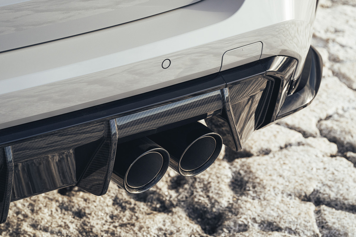 P90468169_highRes_the-first-ever-bmw-m