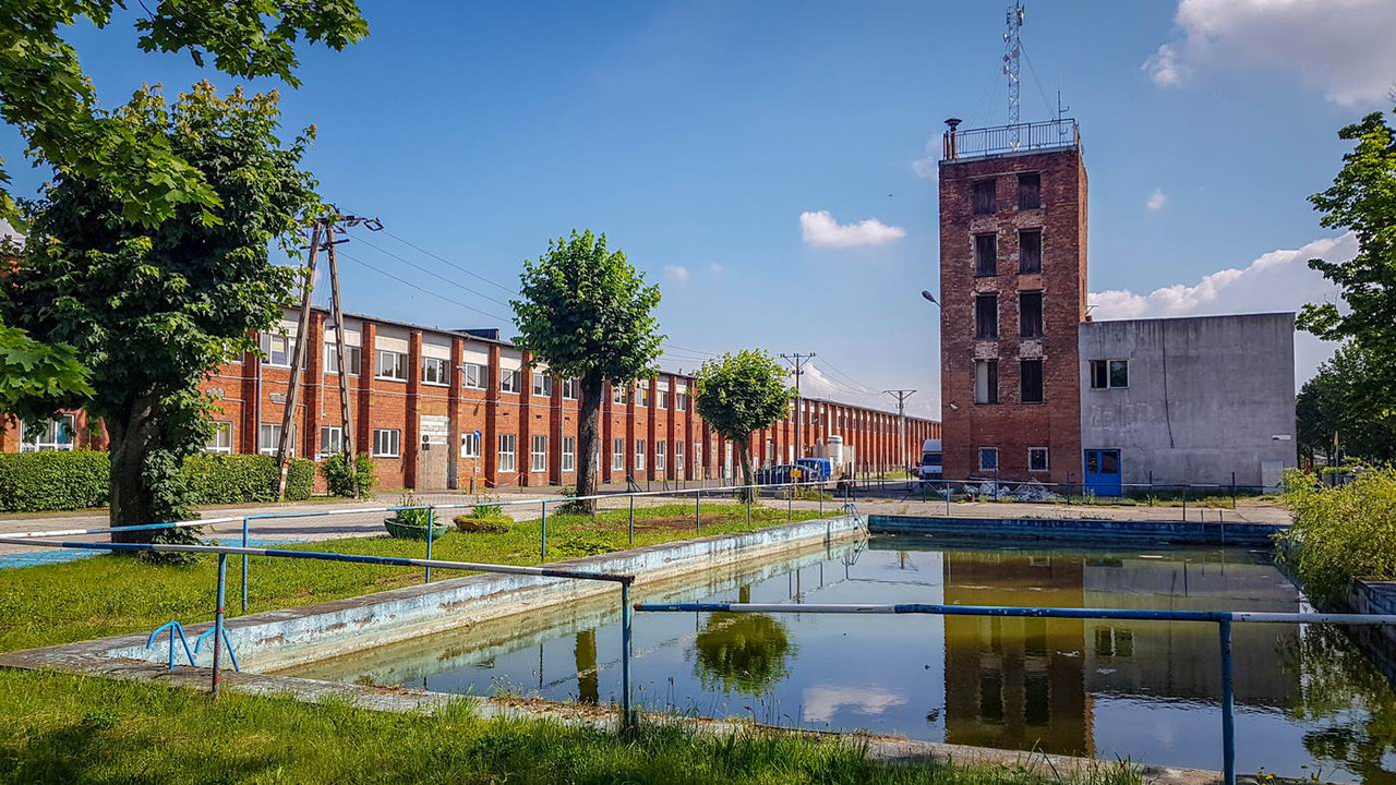 Parte de lo que queda de la fábrica de Krupp Bertha Werk que empleaba mano de obra esclava judía