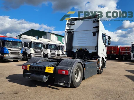 IVECO-Stralis-ES440S541