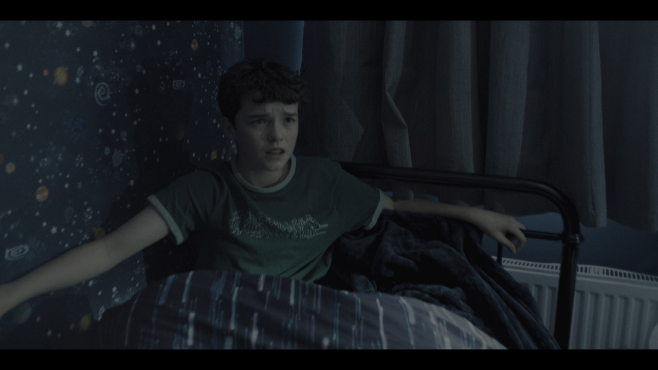 vlcsnap-2025-04-04-19h14m16s208