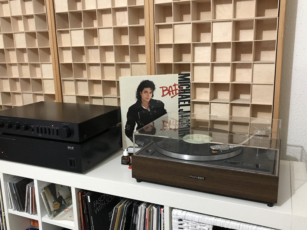 E7BBE676-DC48-4159-B1A4-0127C8470E02