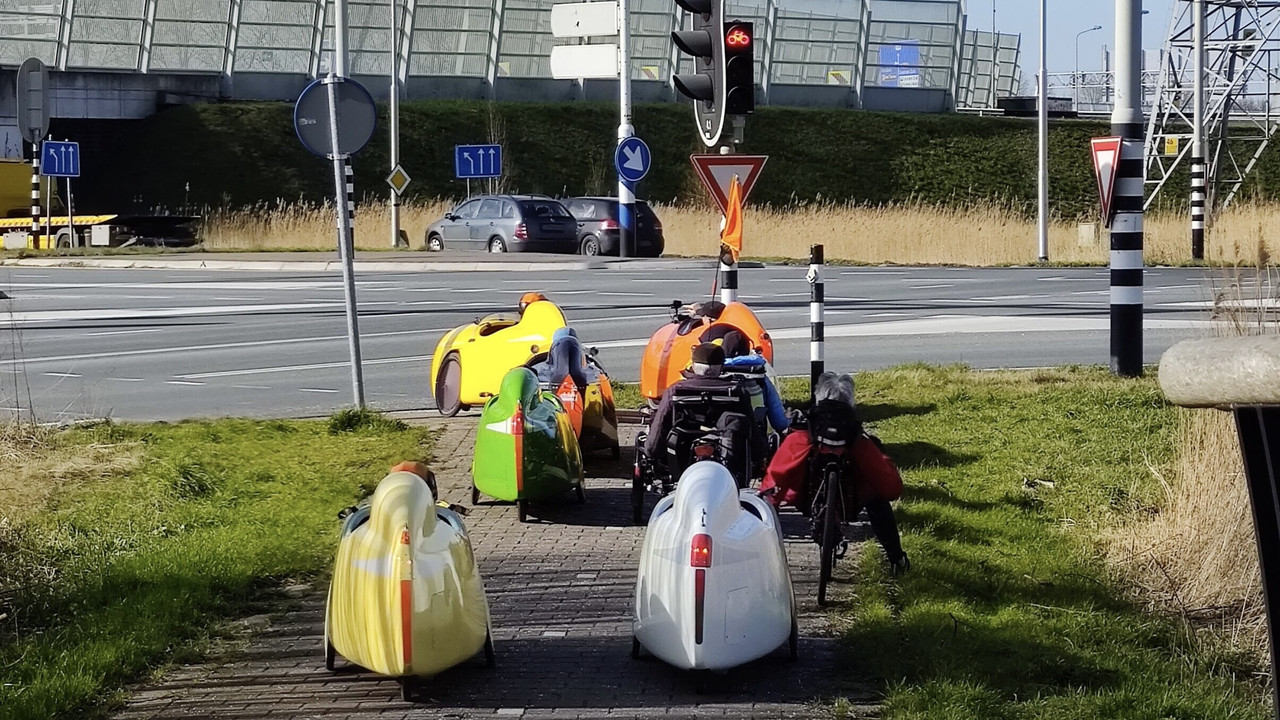 2B3C6123-AC50-49DA-BA23-82773DE8D56F