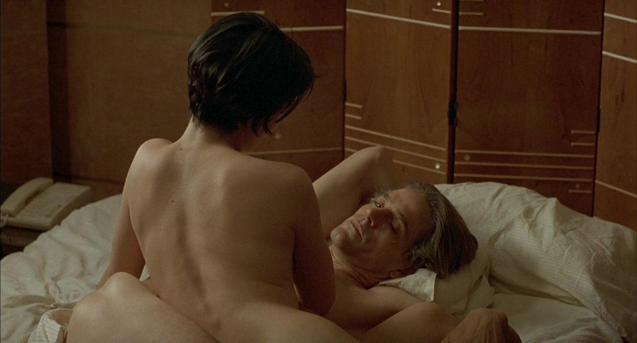 Gf with BF's Father Juliette Binoche nude - Damage (1992).mp4_20201005_165723.153