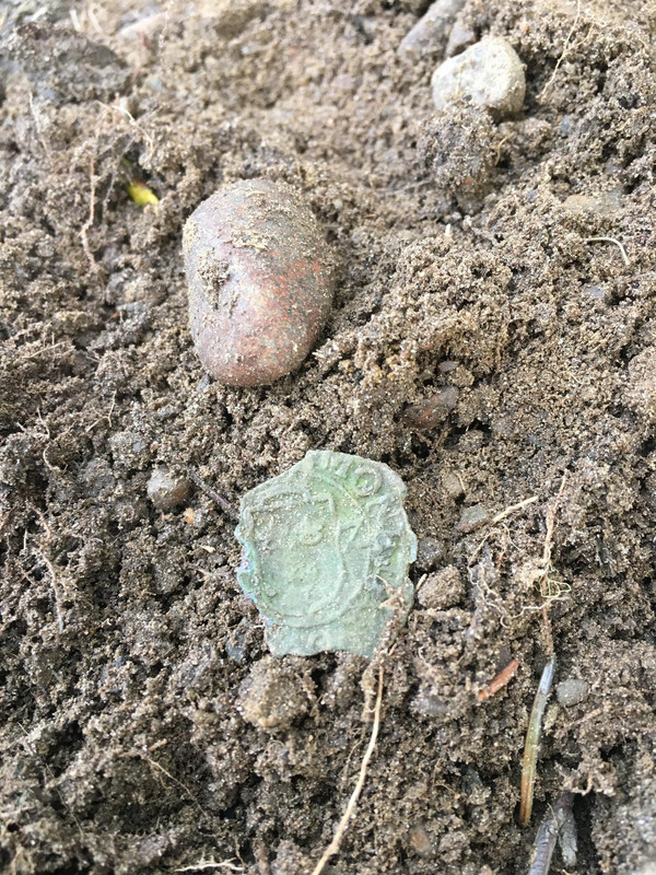 F62A8B41-0A74-4581-90A0-6429EFB9D445