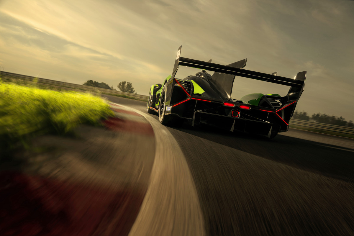 LAMBORGHINI_LMDH_TRACK_SUNSET_5