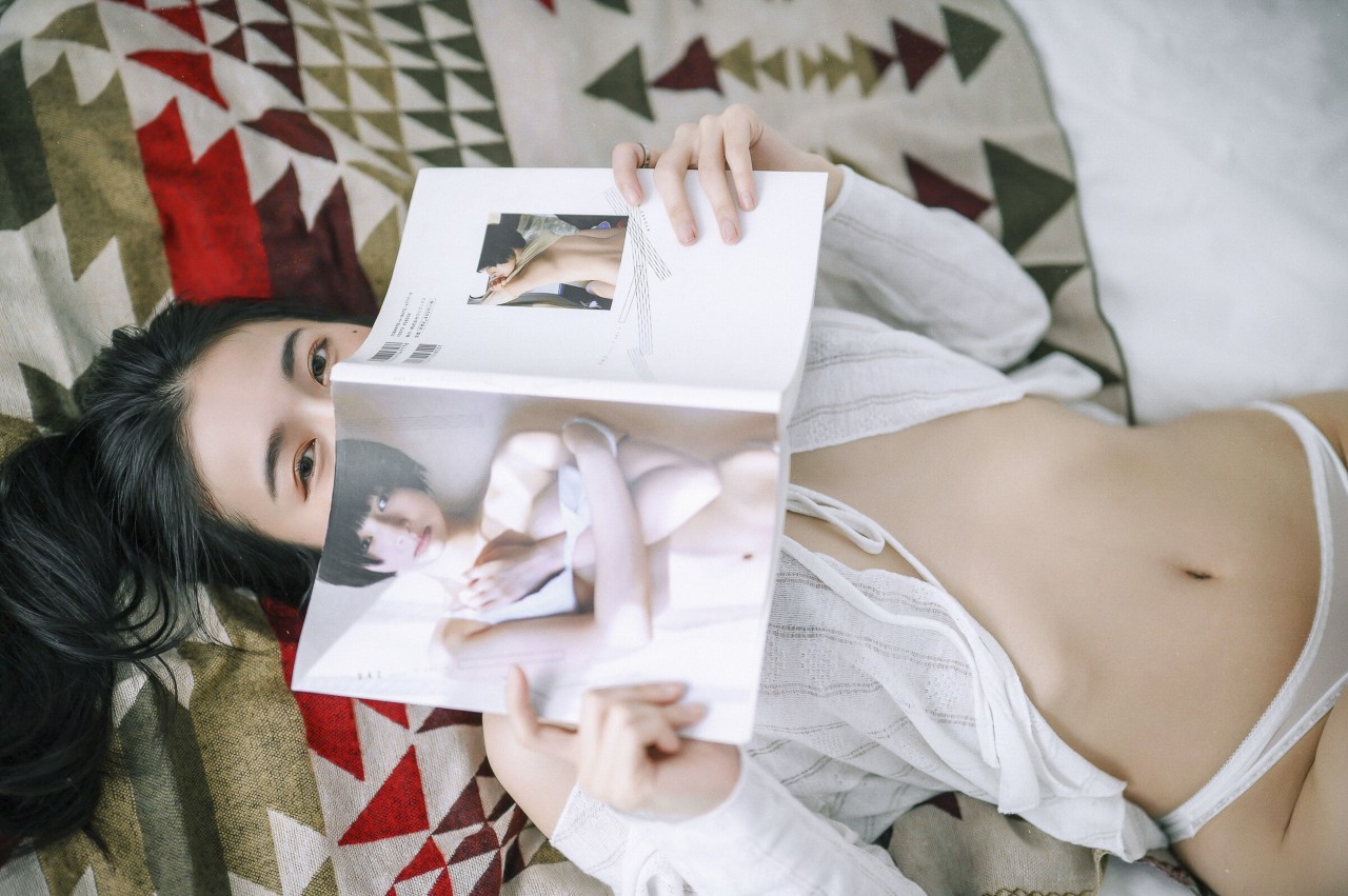 JVID辰辰《妖精女友》写真照，内裤，慵懒与性感美图插图8