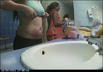 [Image: Voyeur42415130421.jpg]