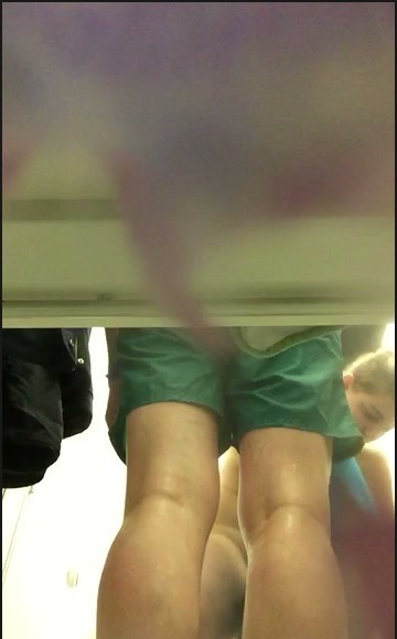 [Image: Voyeur23565090633.jpg]