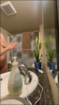 [Image: Voyeur40375132022.jpg]