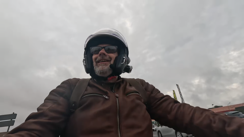 [Image: r3wud0p8kjj5.png]