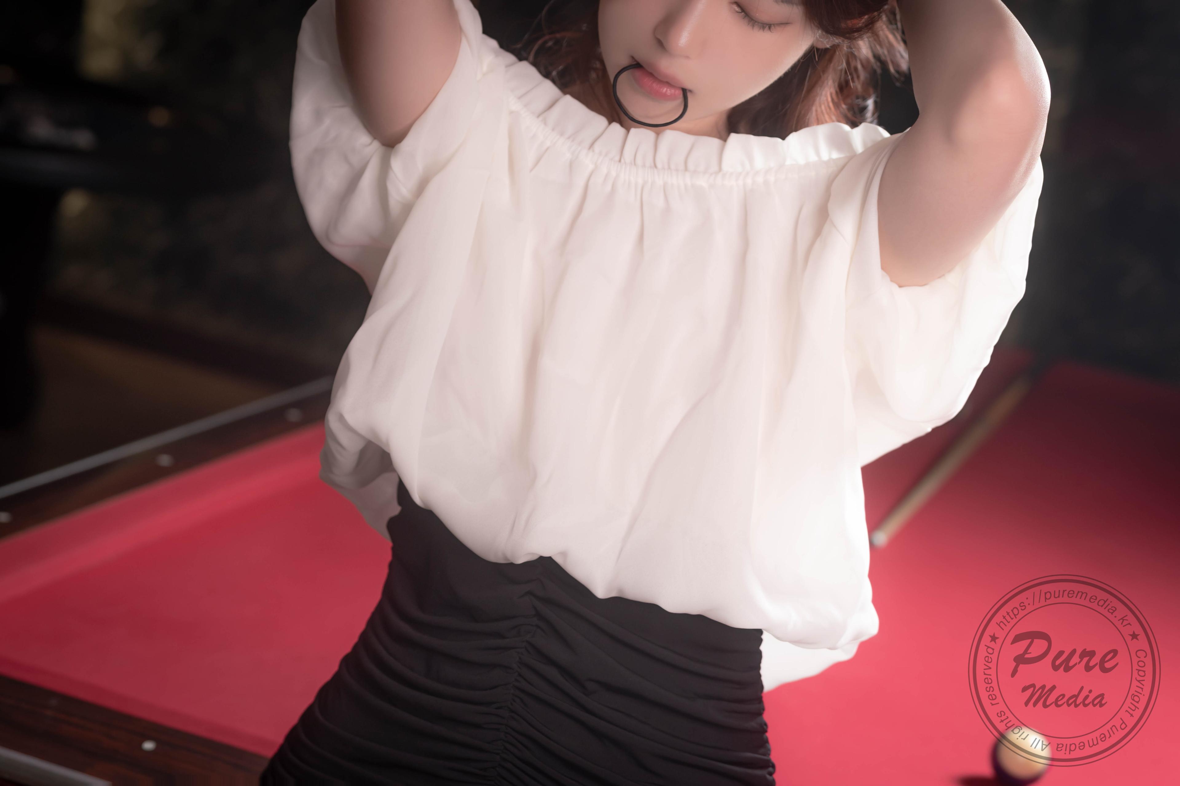 Yeha (예하) NO.028 Pure Media Vol.305 - Hard balls & Red hole (P) 36