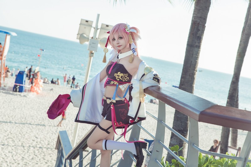 艾西Aiwest 原神烟绯花鸟与情Cosplay写真图集 烟绯角色高清图集 29P (176.4M)插图7