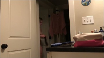 [Image: Voyeur52835104046.jpg]