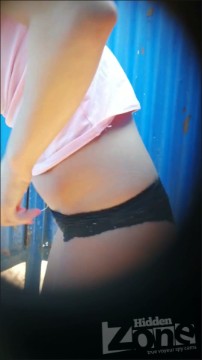 [Image: Voyeur10475100757.jpg]