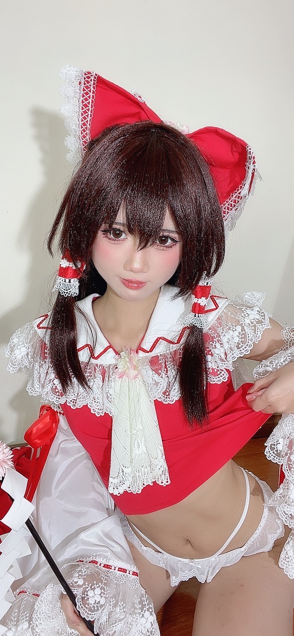 PoppaChan Reimu Hakurei Cosplay (Touhou Project) – 111 Photos 14 Videos 1.13GB插图6