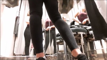[Image: Voyeur26365102658.jpg]